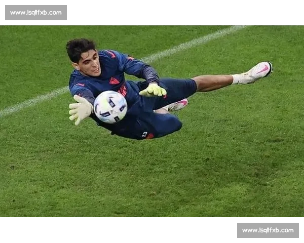 布努：战术为盾，点球如刃 —— 摩洛哥门神解析胜利之道