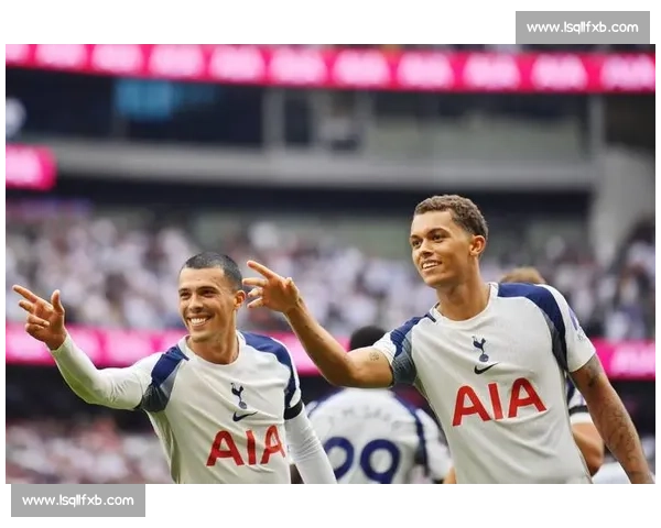 热刺 5000 万镑报价库杜斯,西汉姆坚持 8500 万英镑底线 热刺 5000 万镑报价库杜斯,西汉姆坚持 8500 万英镑底线