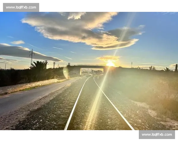 豪情万丈!从低谷到巅峰,他们的故事激励无数人 豪情万丈!从低谷到巅峰,他们的故事激励无数人