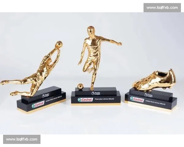 不仅仅是扑救,更是球队的守护神!金手套奖奖杯归属猜想!