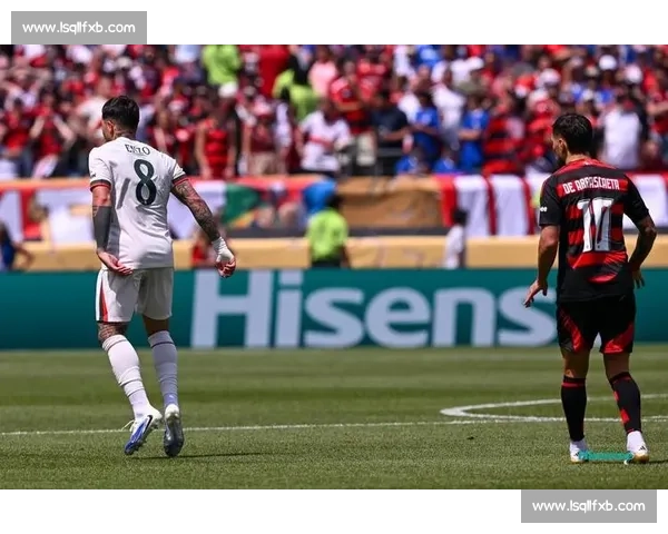 爆冷!球迷疯狂!谁也没想到,他们竟然淘汰了夺冠热门!