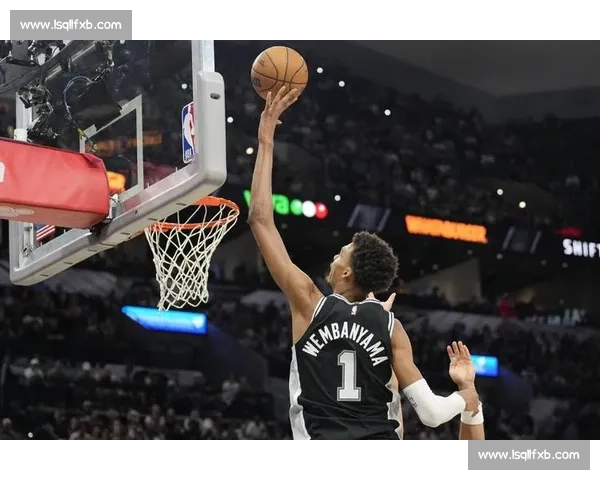 马刺新星异军突起，波波维奇能否再造传奇