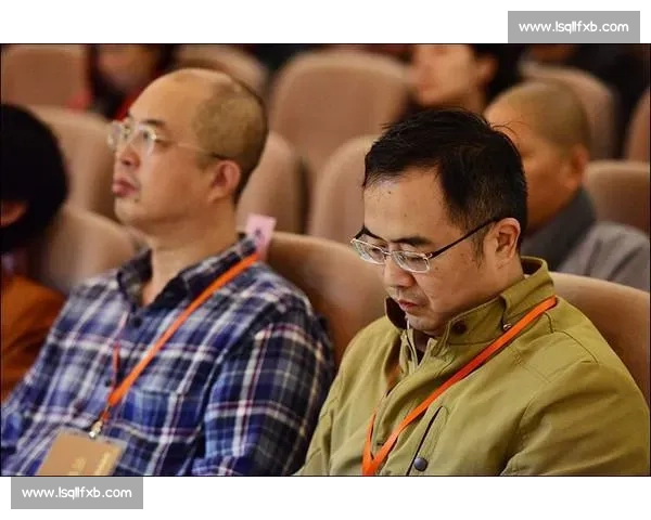 赛场激情碰撞，球迷狂呼！斯诺克锦标赛，一场视觉与智慧的盛宴